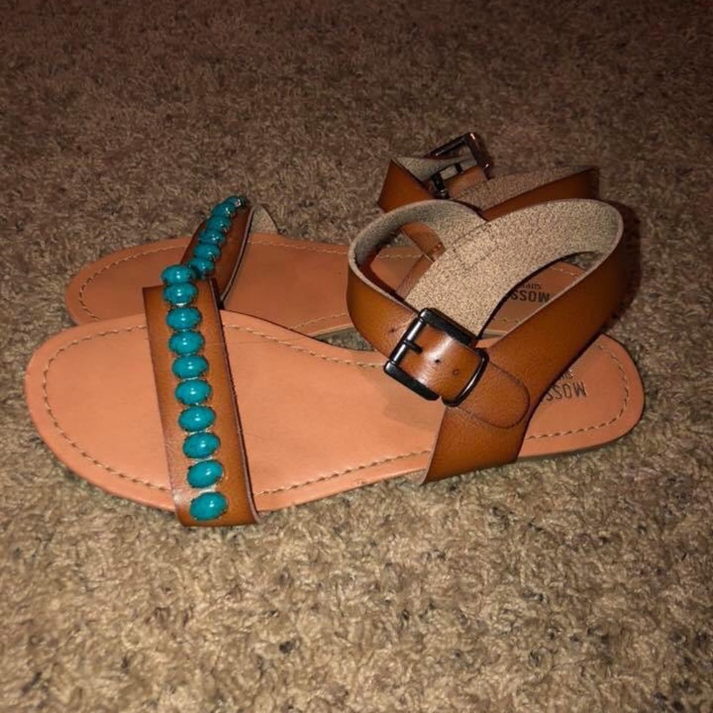 Mossimo beaded sandals size 8